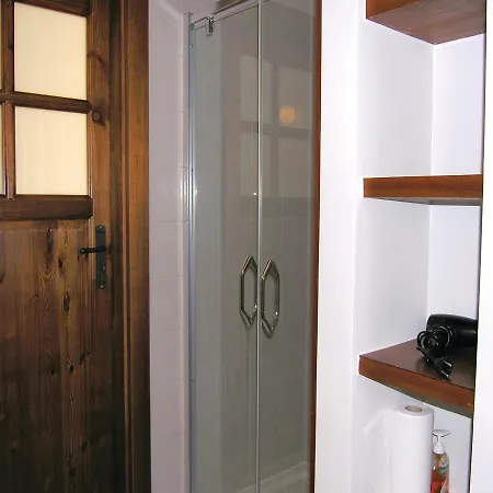 Three-bedroom Holiday In 別荘 Gietrzwałd
