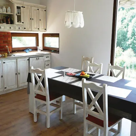 Three-bedroom Holiday In Gietrzwałd